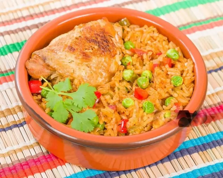 Como Hacer Arroz Amarillo con Pollo Recipe